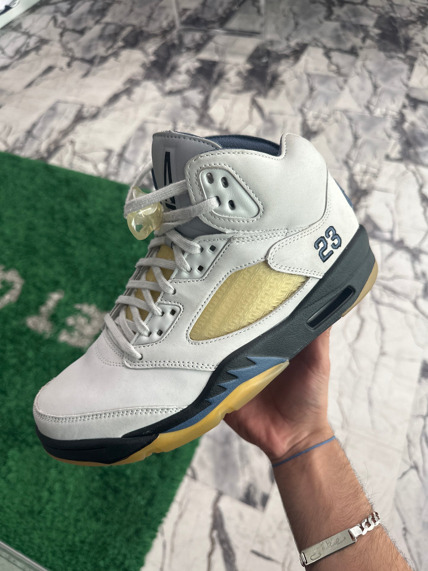A Ma Maniere x Wmns Air Jordan 5 Retro Photon Dust