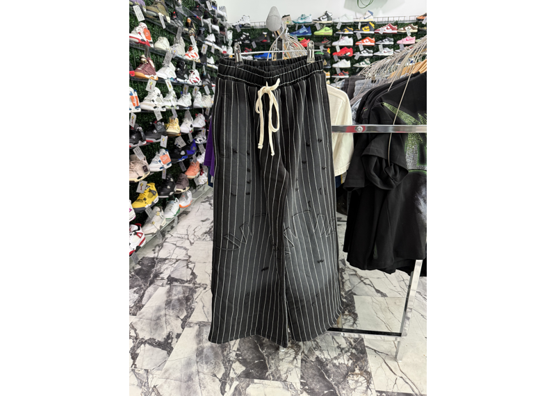 VERTABRAE FLARED BLACK PANT