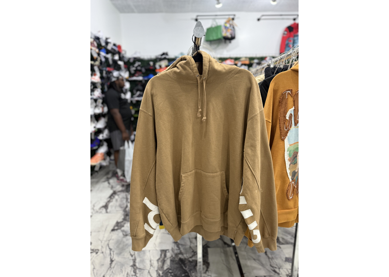 Supreme Logo Sleeves Baige