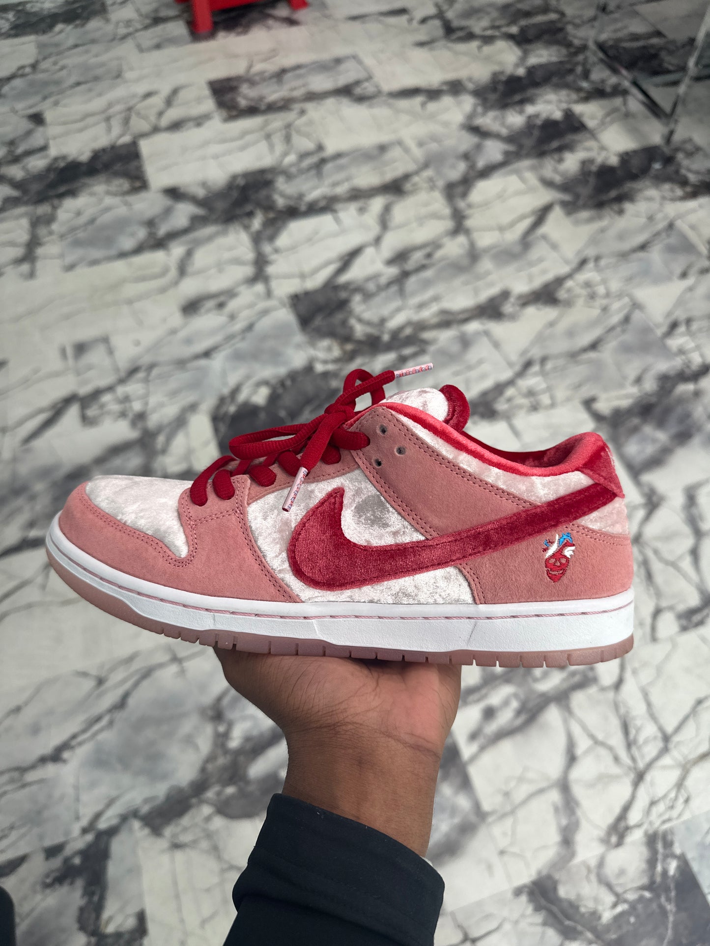 StrangeLove x Dunk Low SB Valentines Day