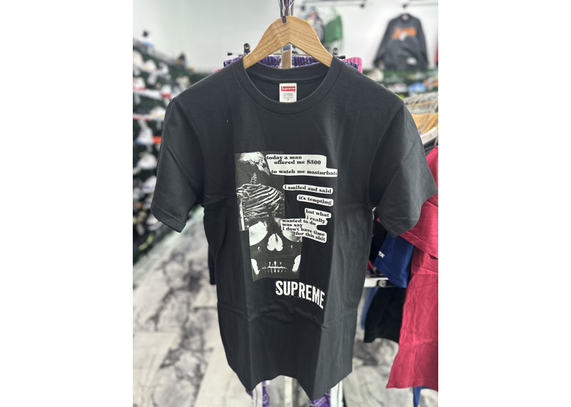 SUPREME GRAPHIC TEE