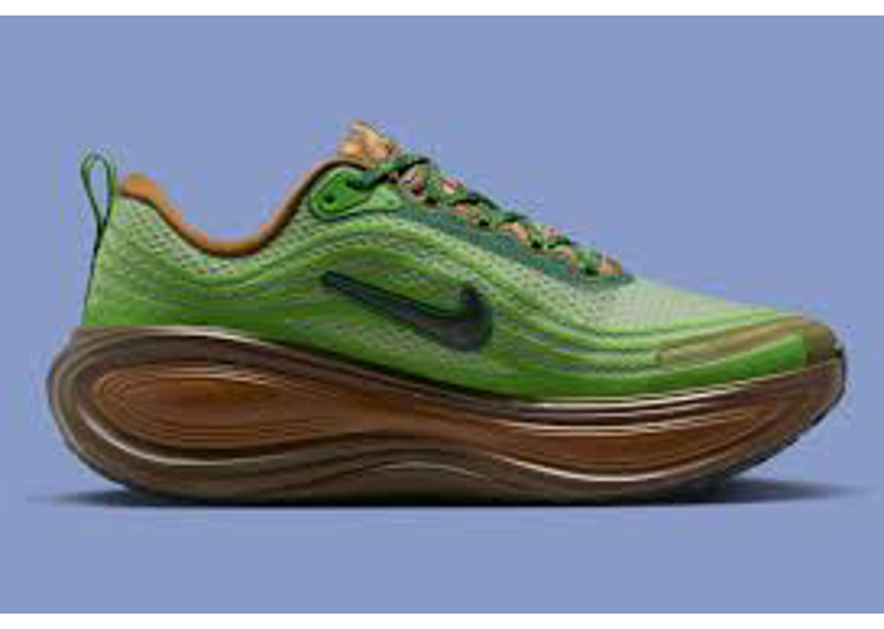NiKE VOMERO PLUS X DOERNBECHER FREESTYLE MOLLY