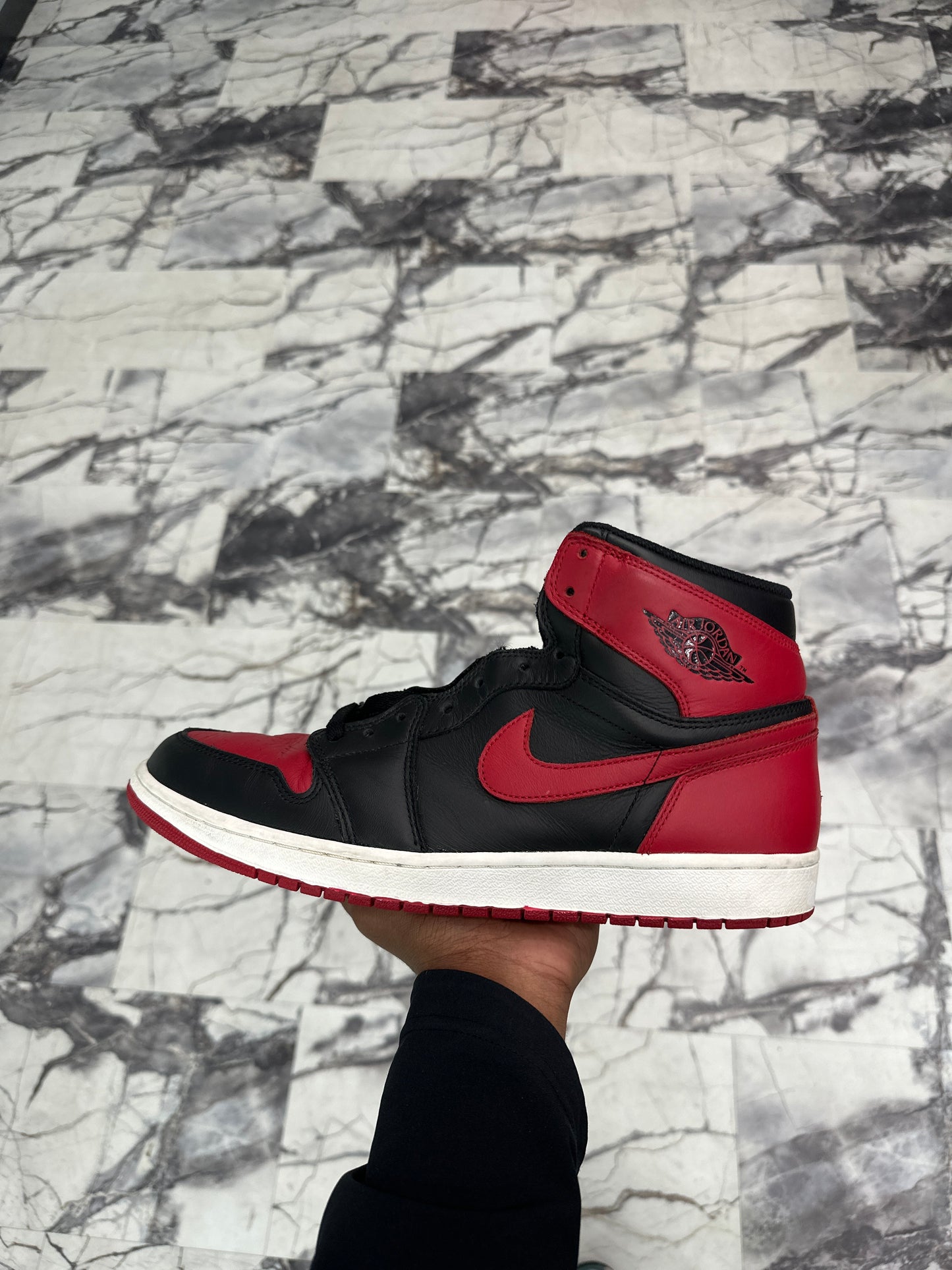 Air Jordan 1 Retro High OG Bred 2013