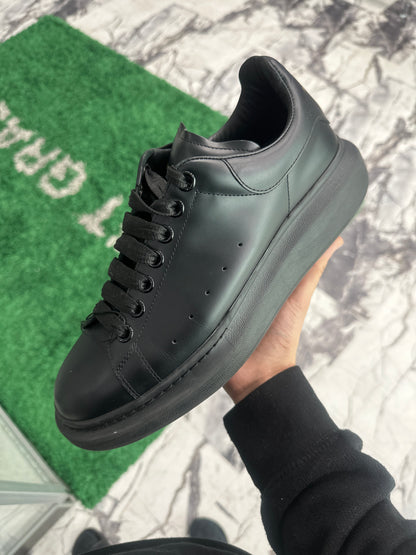 Alexander McQueen Oversized Sneaker All Black