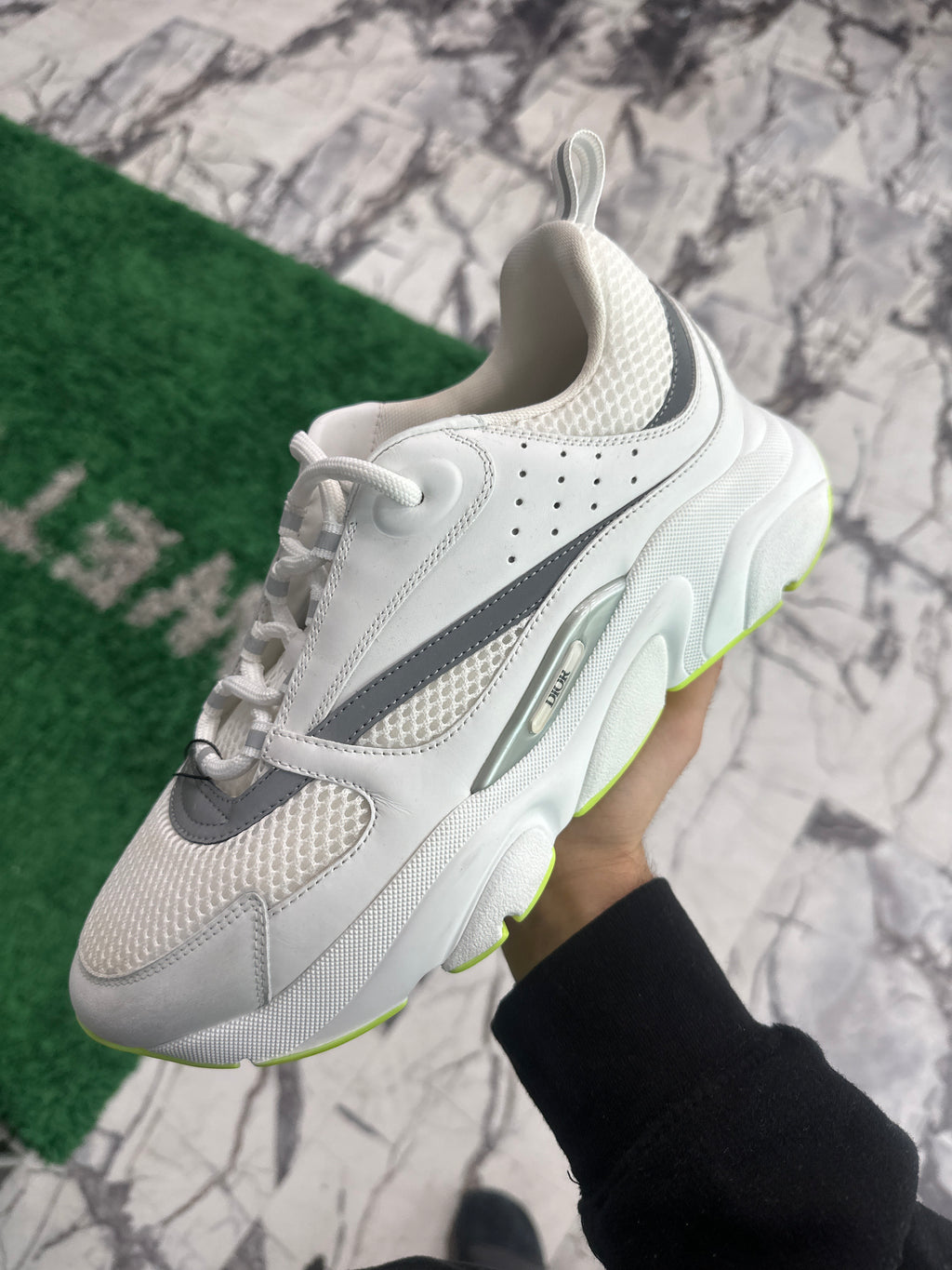 Dior B22 White Light Green