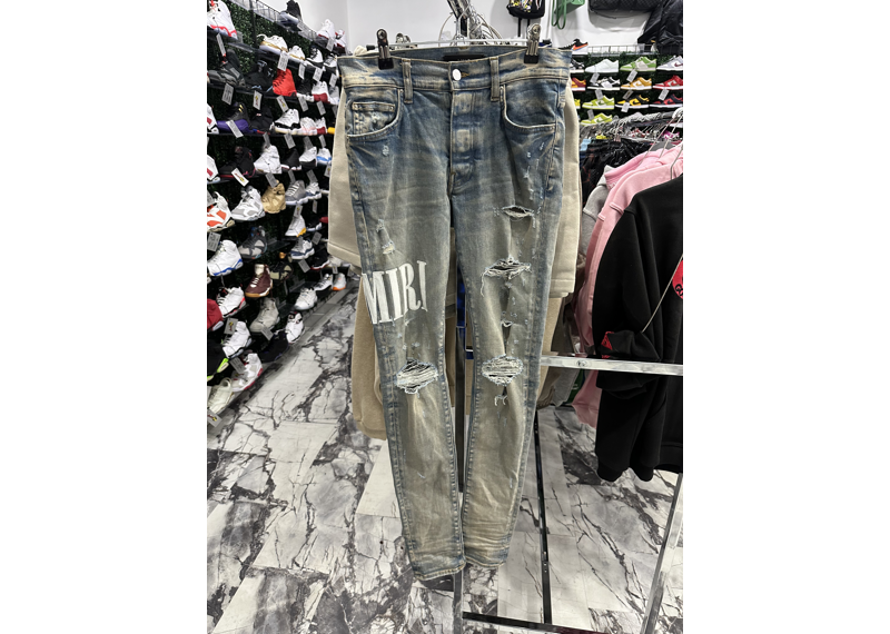 Amiri White Logo Wash Jeans