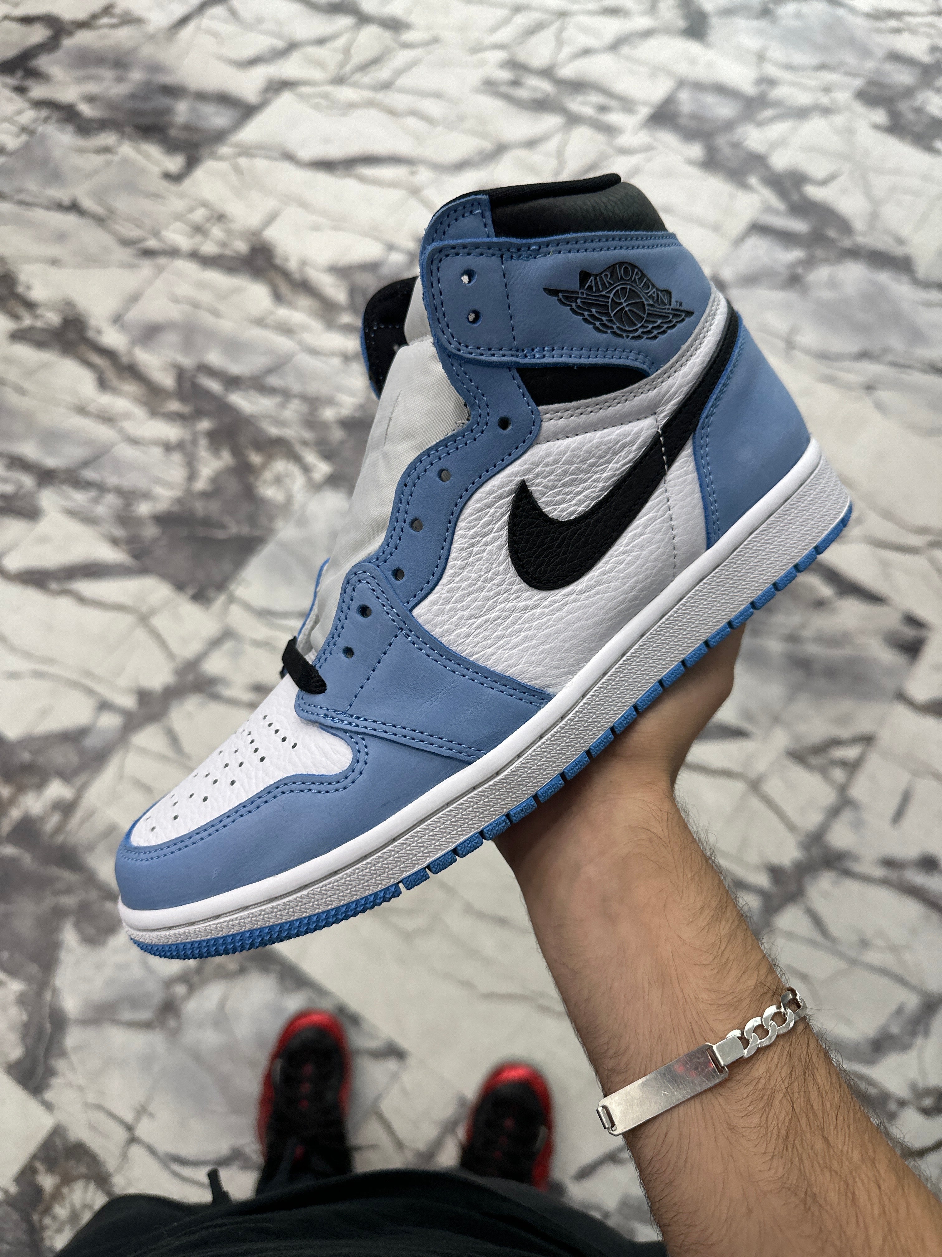 Air jordan 1 retro high university blue online