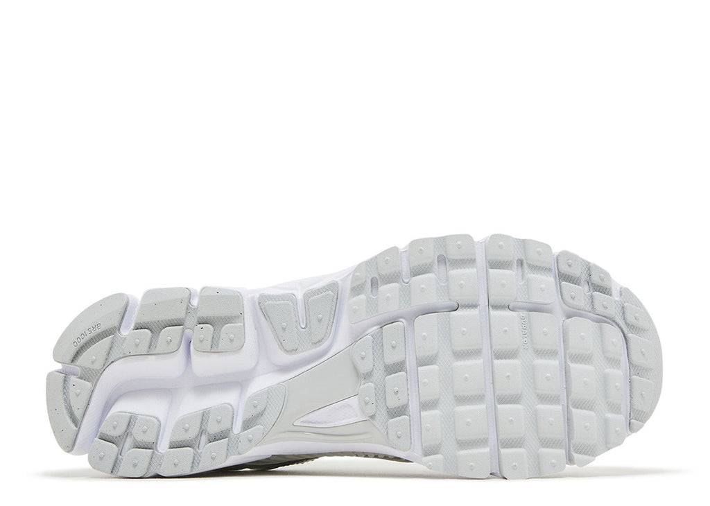 Wmns Air Zoom Vomero 5 Chrome Toe