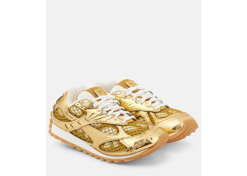 Bottega orbits Gold
