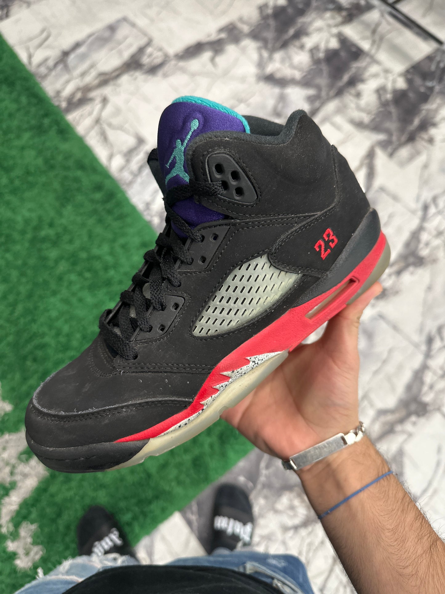 Air Jordan 5 Retro GS Top 3