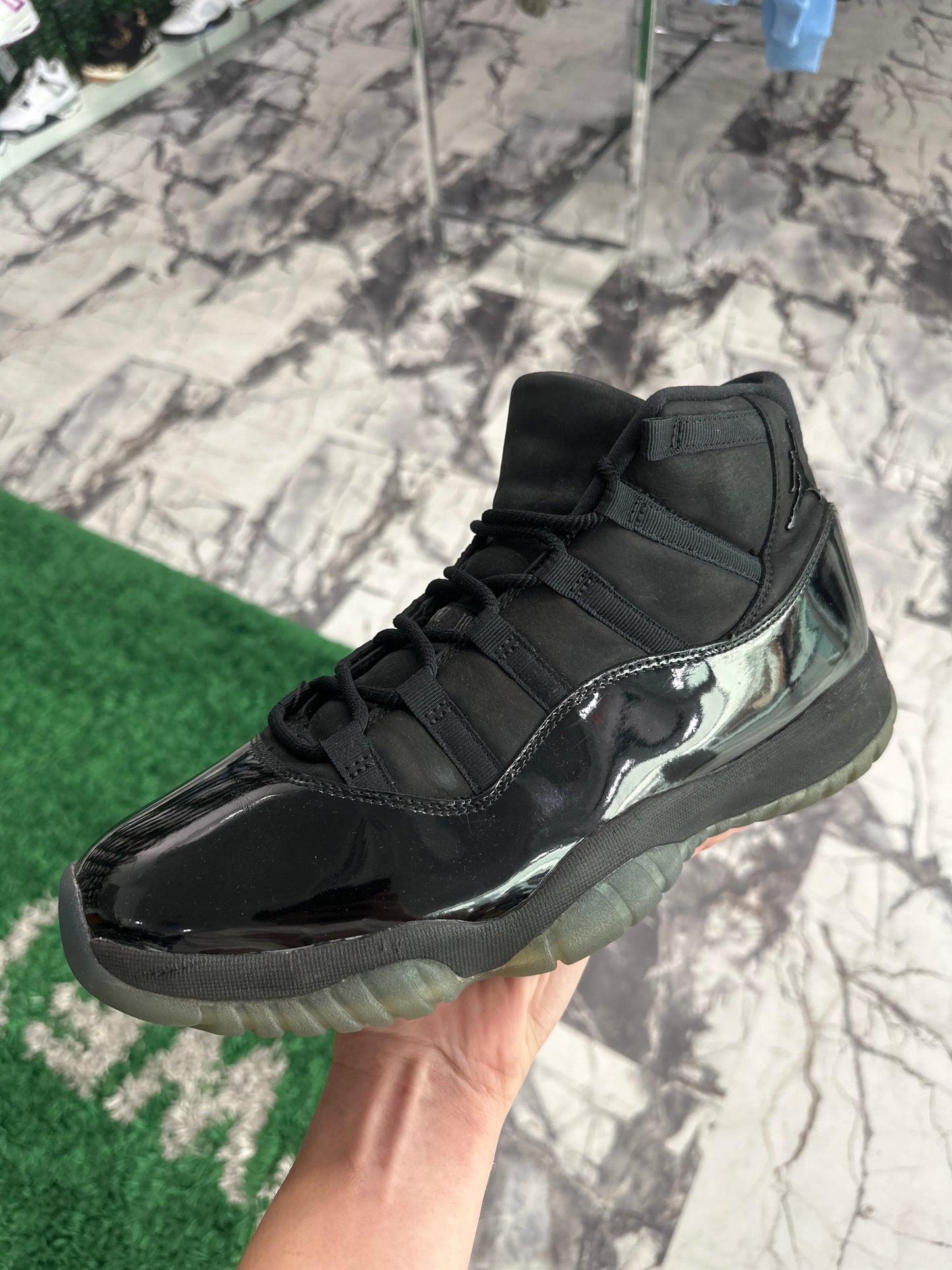 Air Jordan 11 Retro Cap and Gown