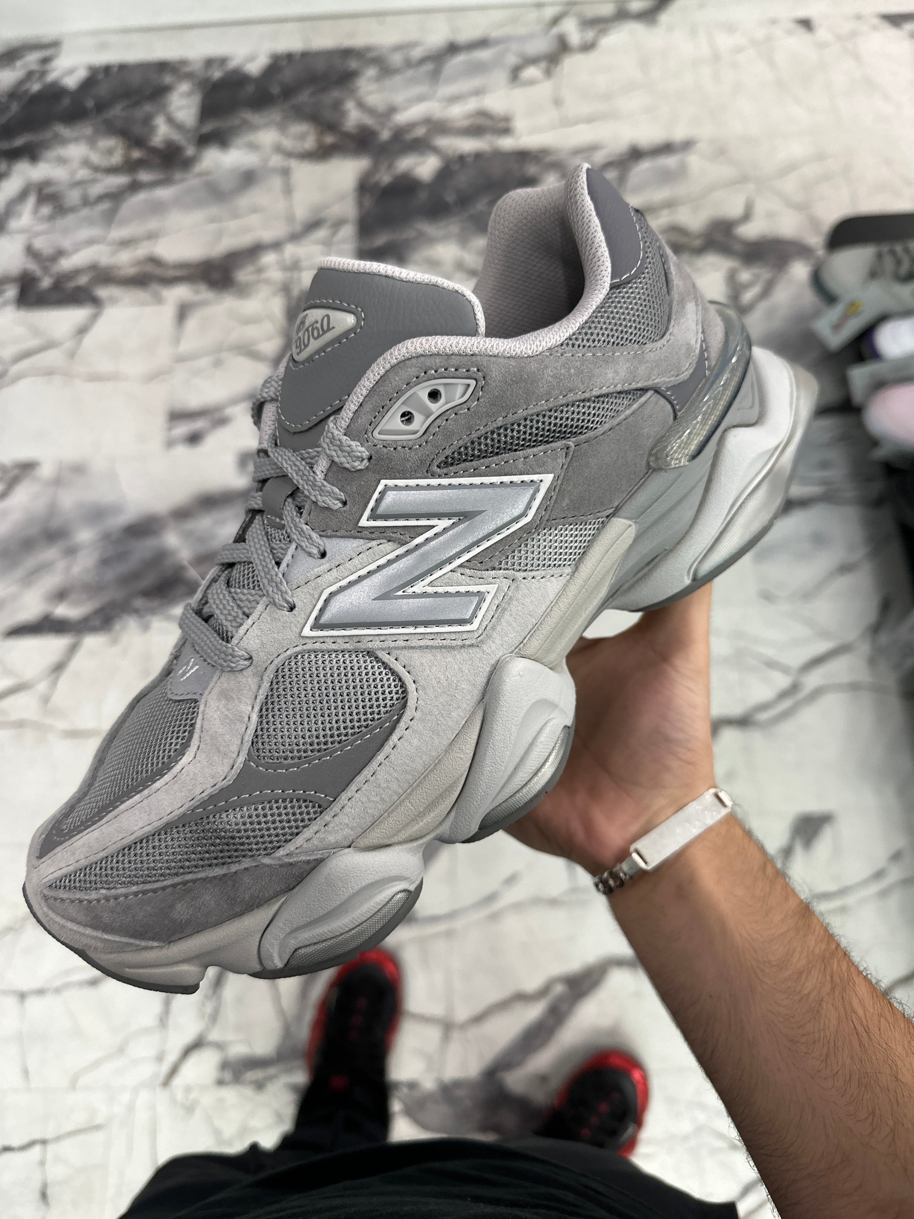 9060 Shadow Grey
