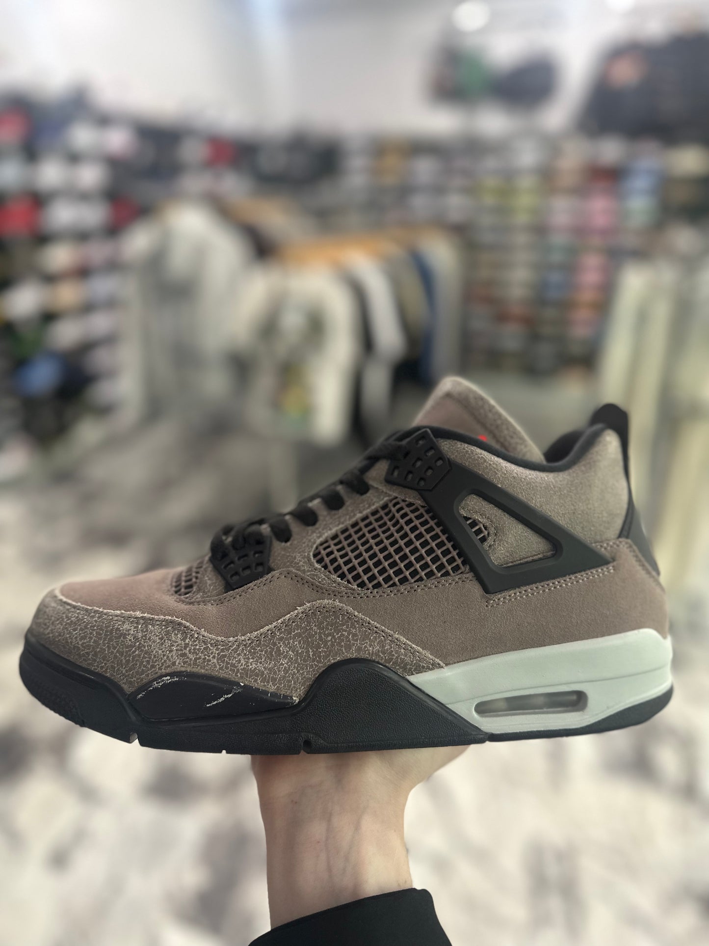Air Jordan 4 Retro Taupe Haze