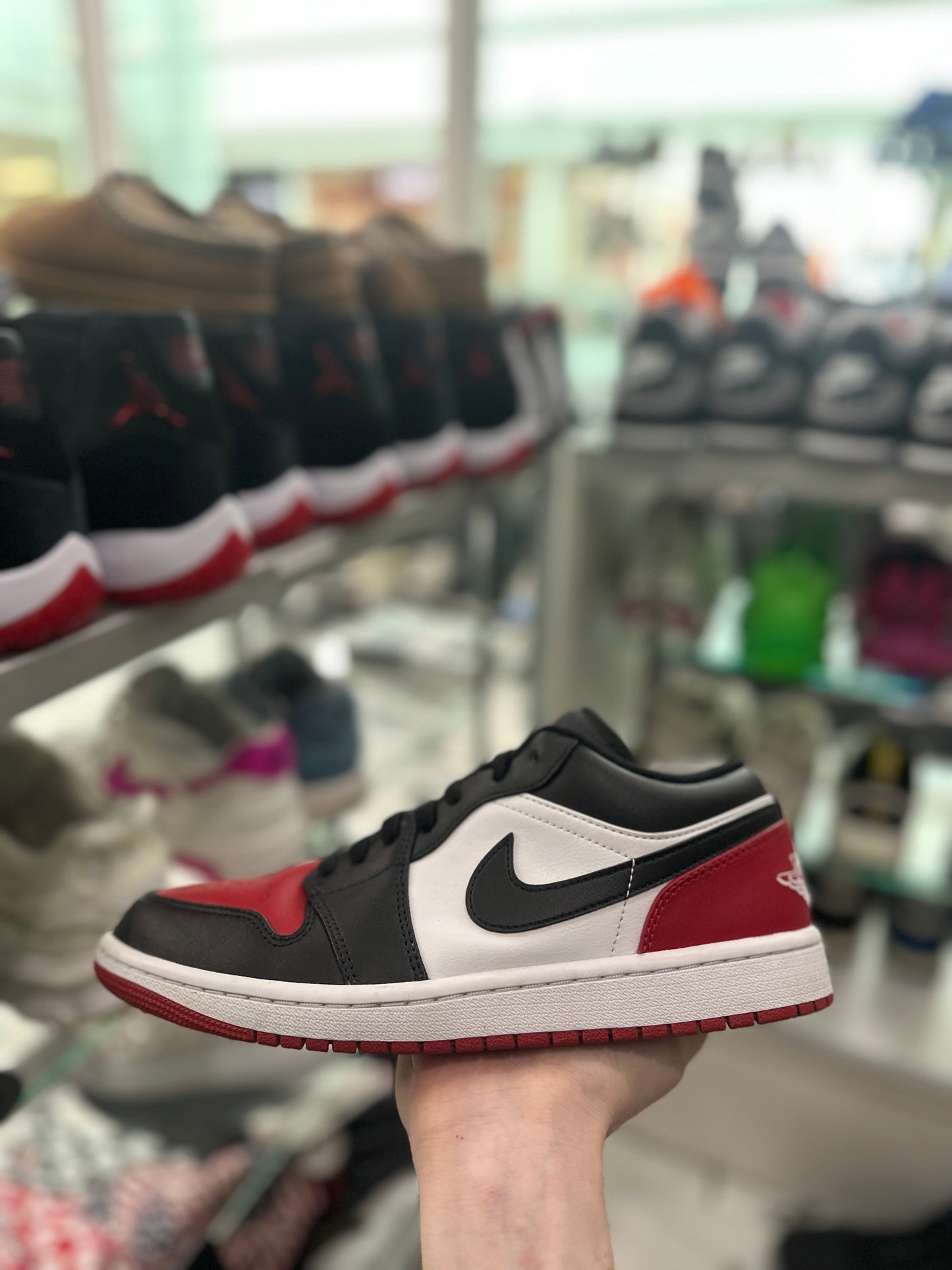 Air Jordan 1 Low Bred Toe 2.0