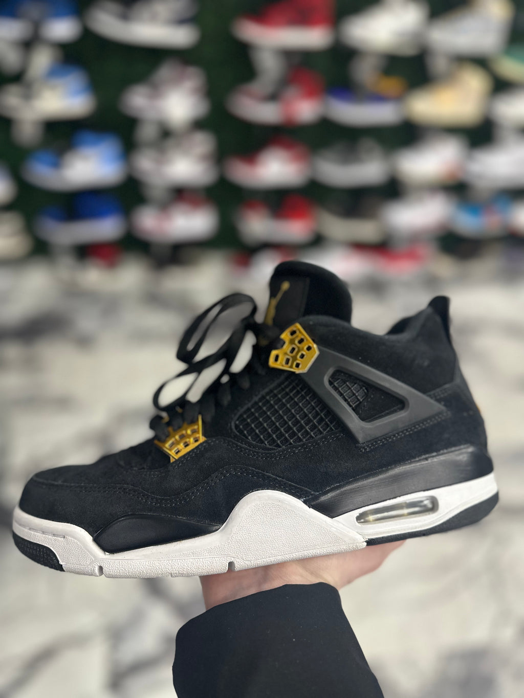 Air Jordan 4 Retro Royalty