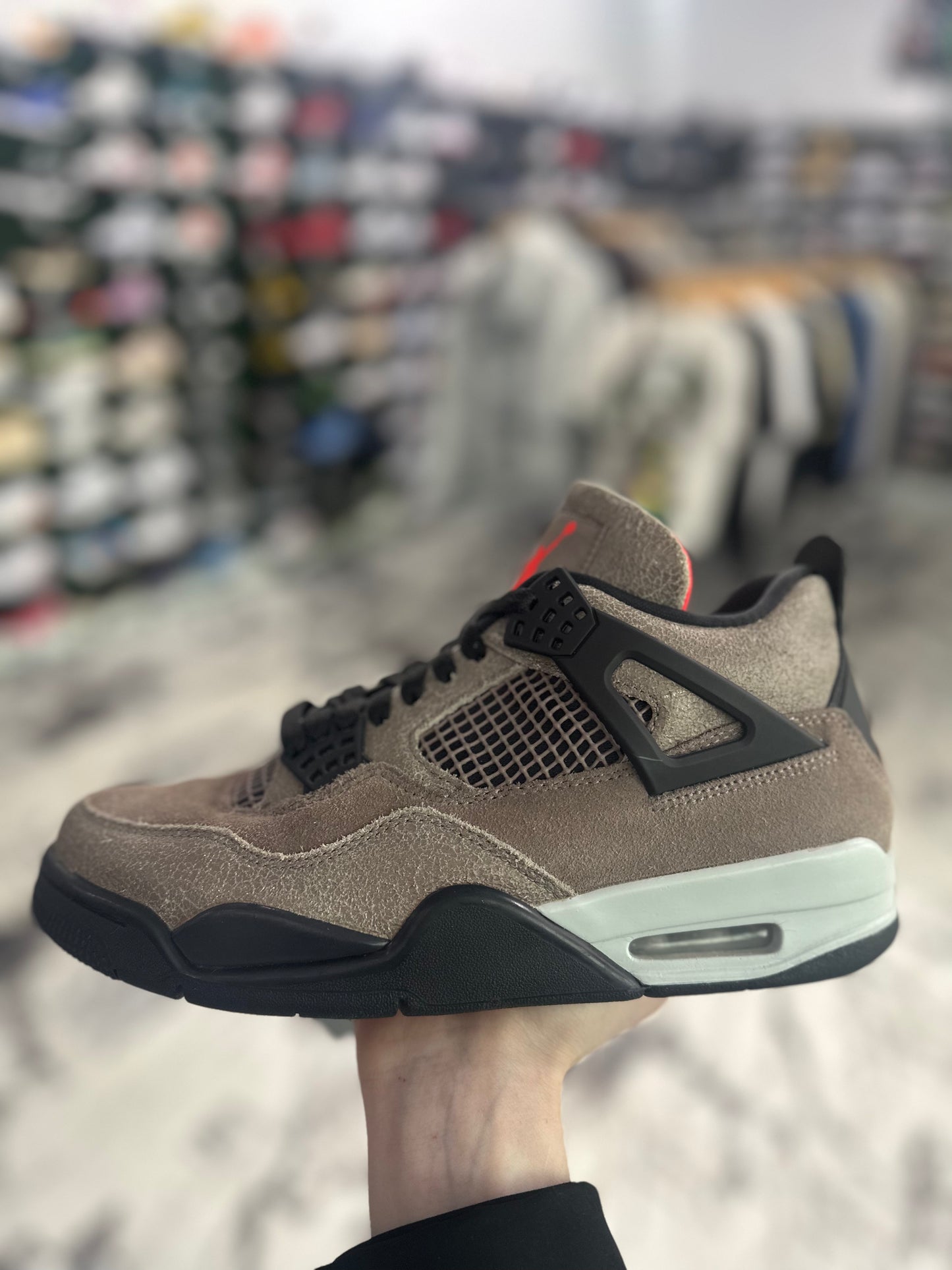 Air Jordan 4 Retro Taupe Haze