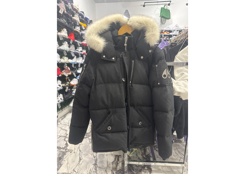 Moose knuckles 3Q white fur