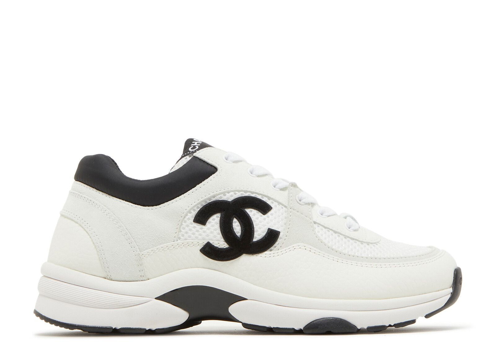 Chanel Wmns CC Logo Sneaker White Black