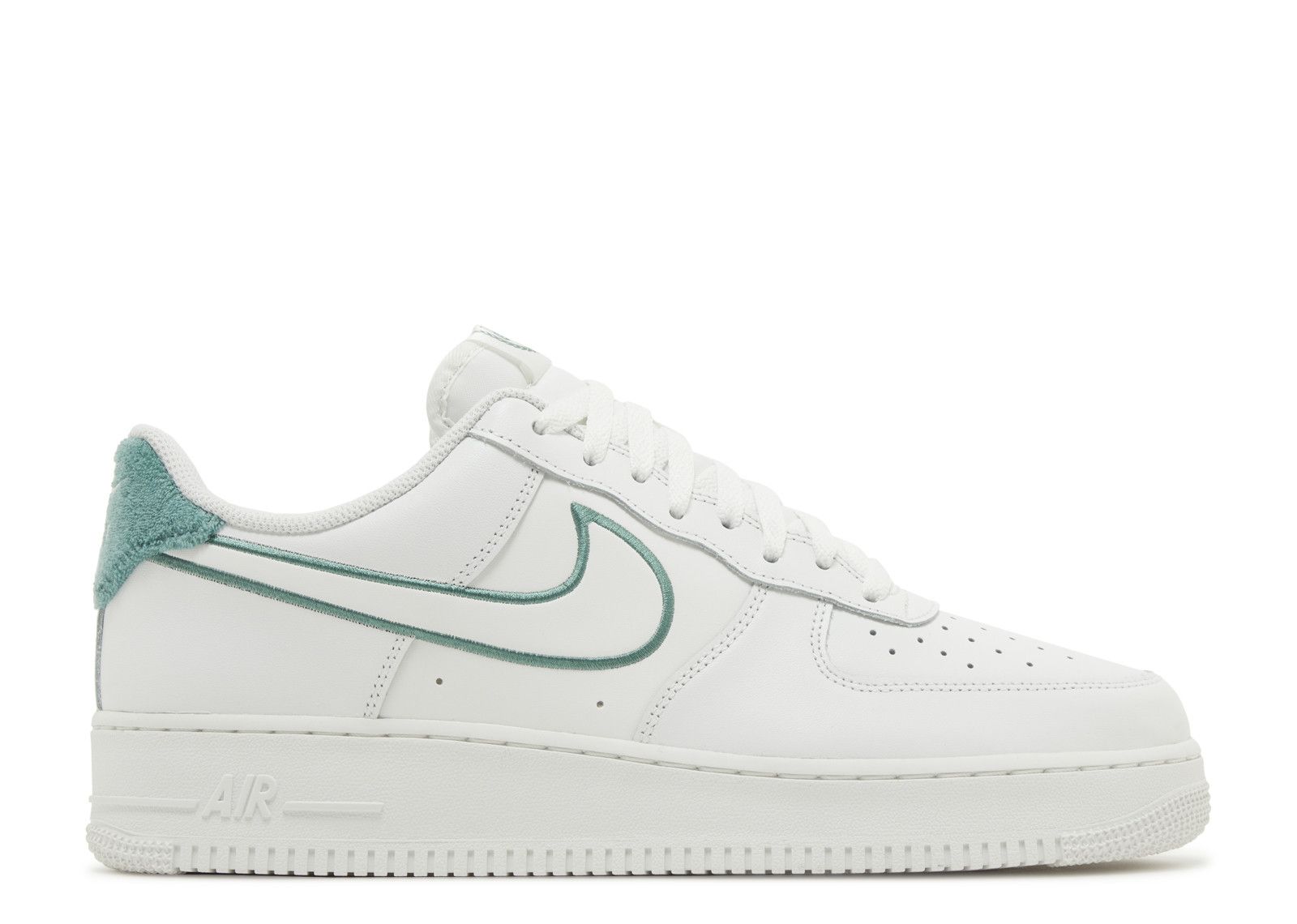 Air Force 1 Low Resort & Sport