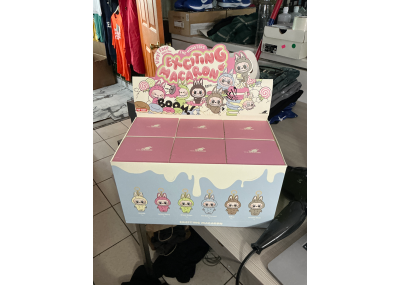 Exciting macaroon
