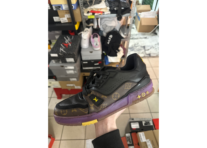 Louis Vuitton Trainer Monogram Purple