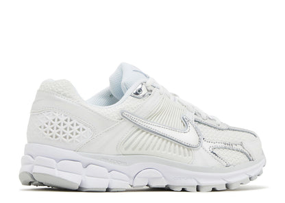 Wmns Air Zoom Vomero 5 Chrome Toe